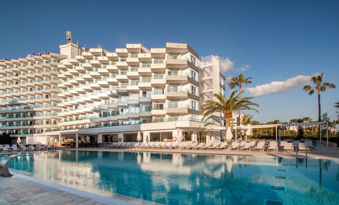 Ola Aparthotel Tomir