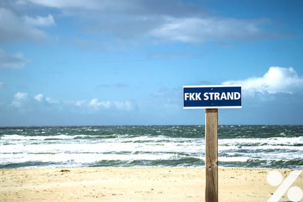 Nackt am strand familien fkk Nackte Mädchen